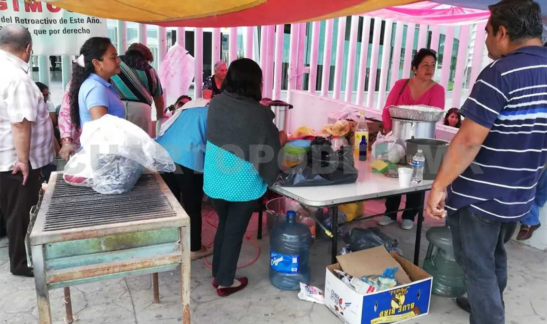 Con marcha respaldan paro laboral