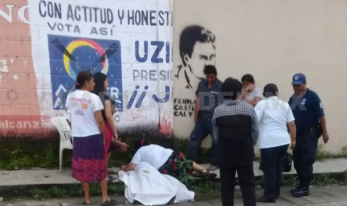 Menor muere en la vía pública