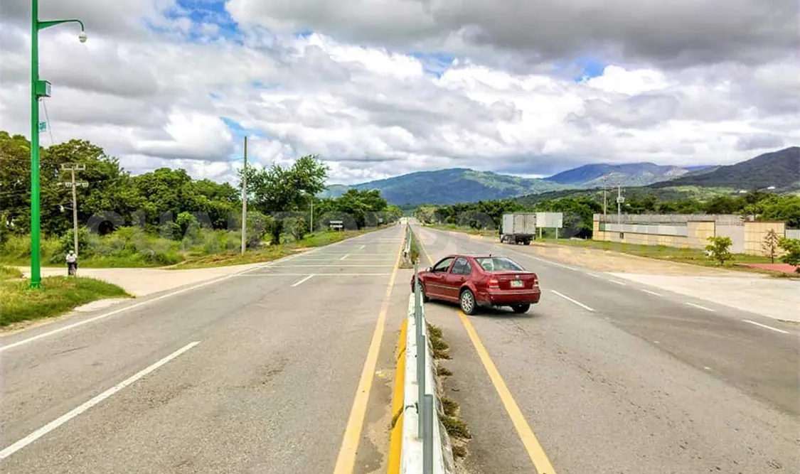 Exigen puente para evitar accidentes