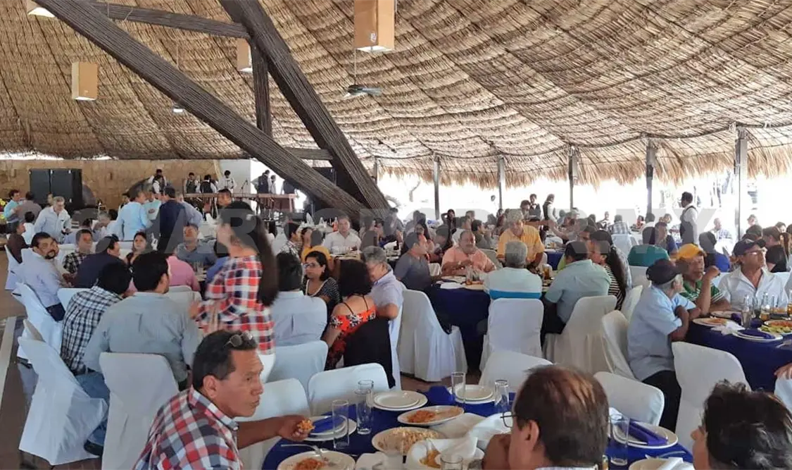 Conmemora SOPyC el ‘Día del Caminero’