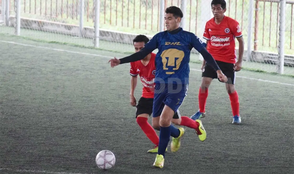 Pumas se mantiene en la cima de la Liga Entera-T MX