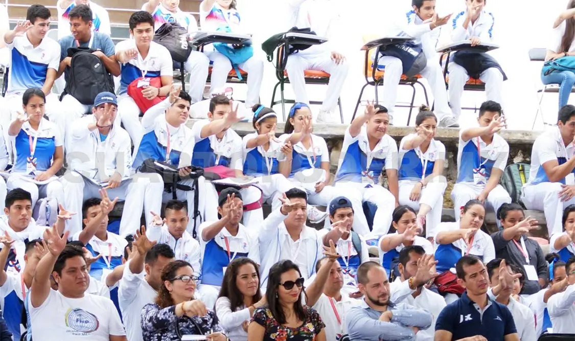 Inauguraron Convención de Educación Física