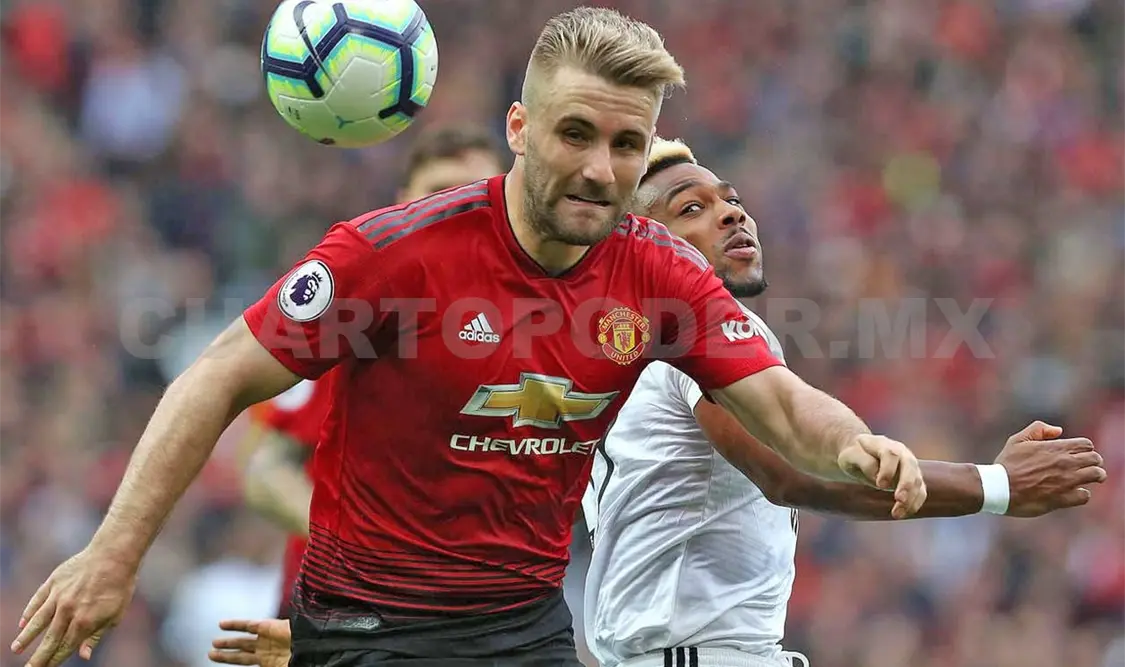 Luke Shaw extiende contrato hasta 2023