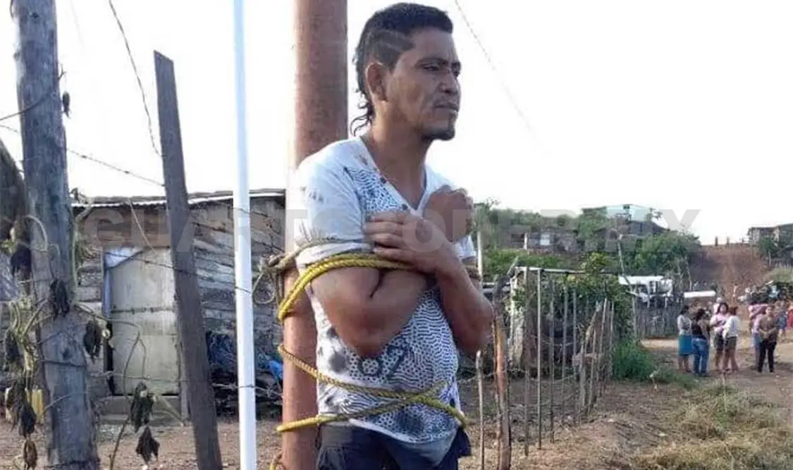 Capturan a hampón y lo amarran; la policía lo liberó