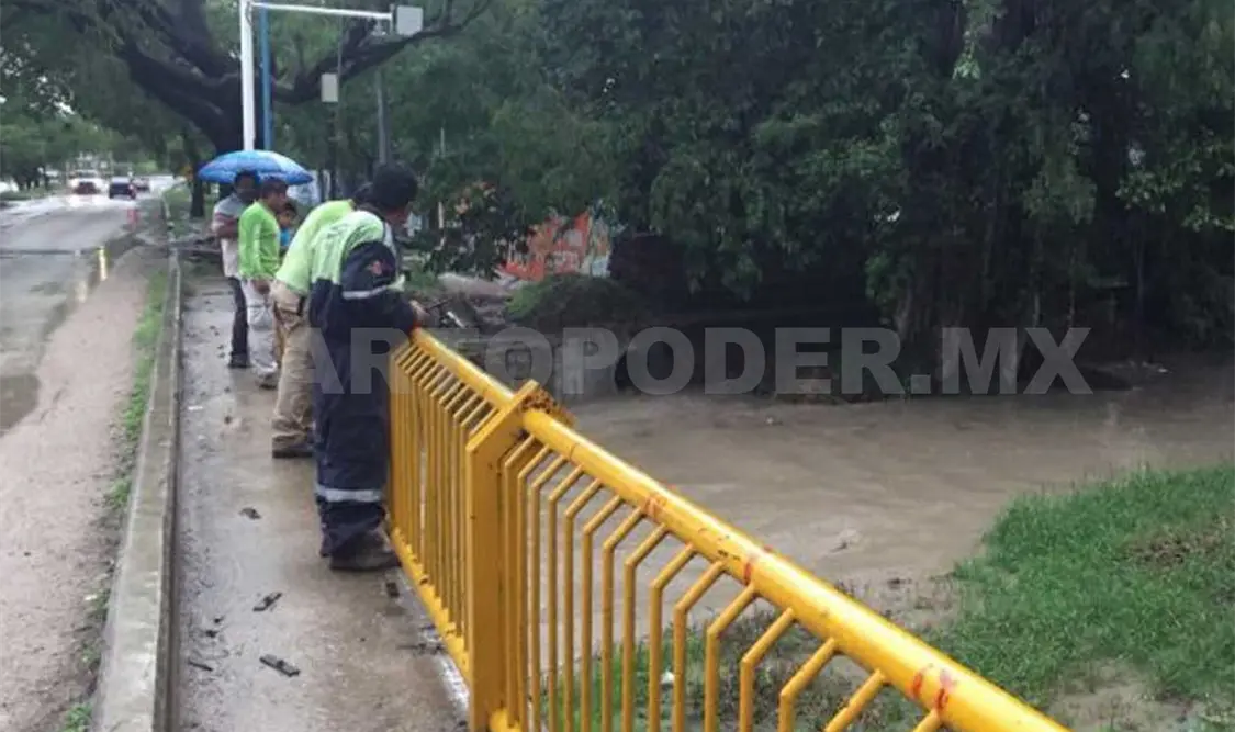 La limpieza permanente de los afluentes ha permitido que el río Sabinal se mantenga por debajo de su nivel máximo. Ezequiel Gómez / CP