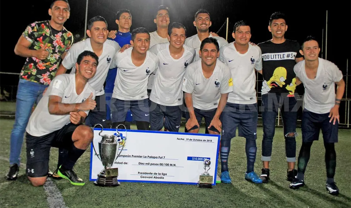 Urbania, campeón del Torneo Premier