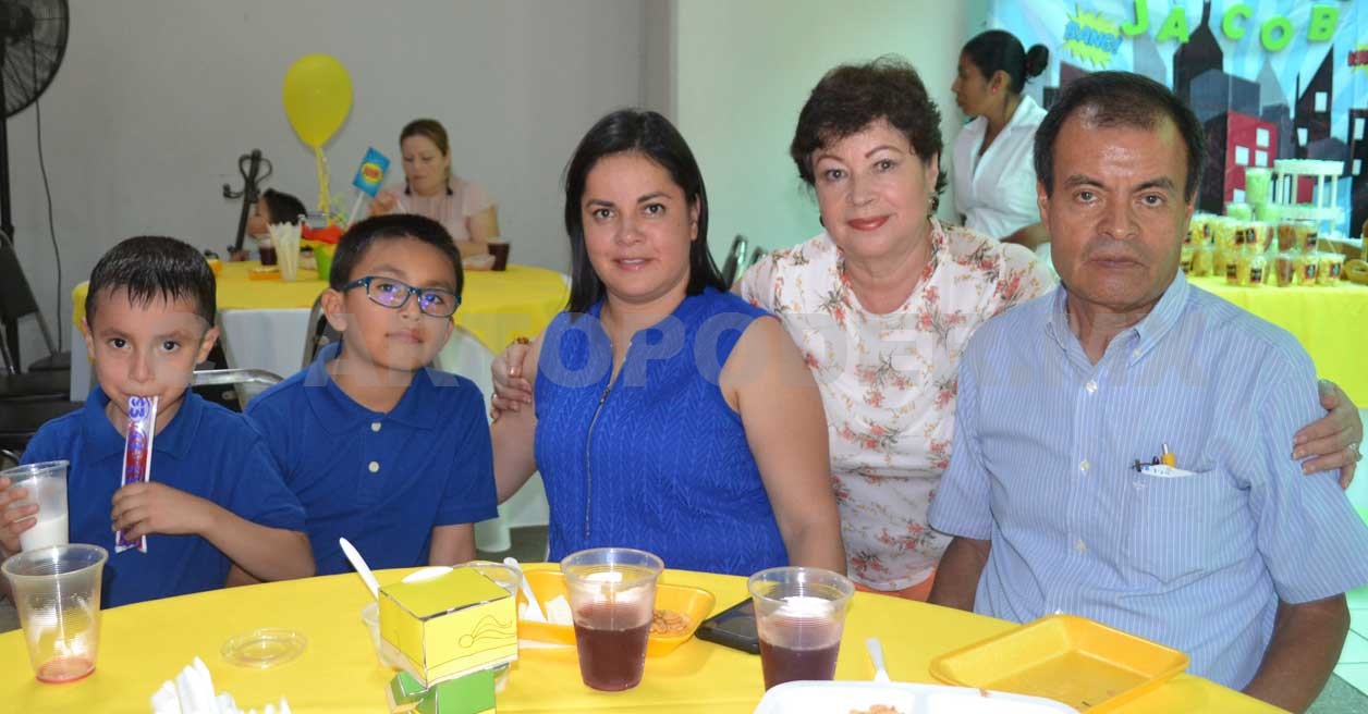 Fiesta al estilo Iron Fist