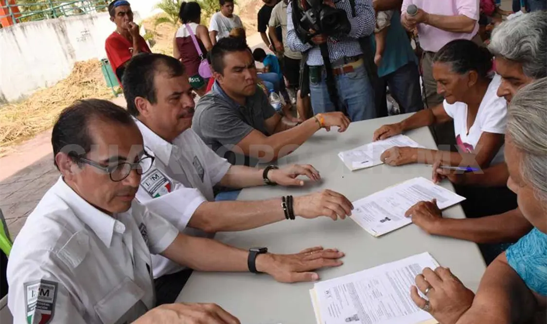 Son 111 Claves Unicas de Registro Personal Temporales las que se entregaron este fin de semana. Rafael Victorio / CP