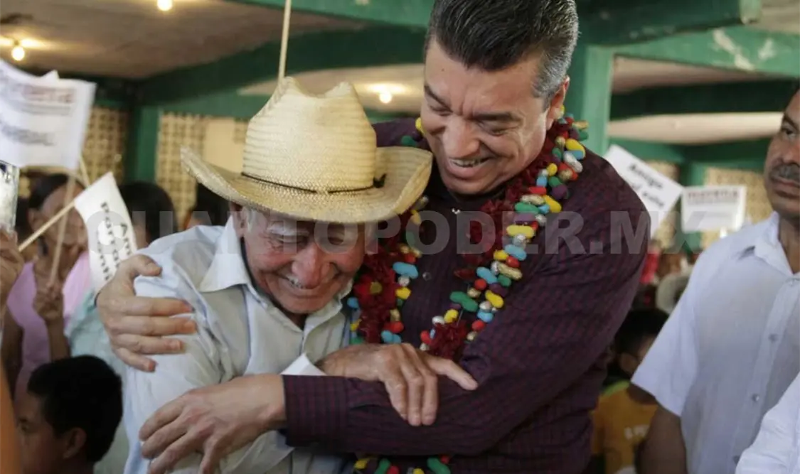 Va Rutilio Escandón por rescate y estímulos al café