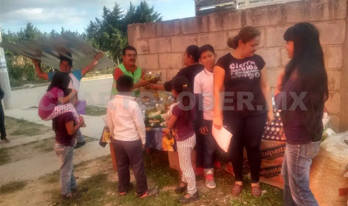 Continúa ayuda a familias desplazadas