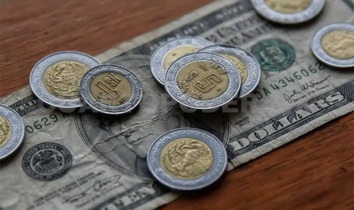 Trump, TLCAN y NAIM disparan a dólar