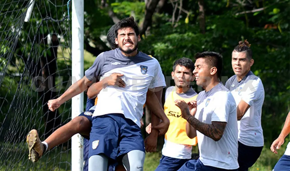Ocelotes inicia la semana en tercero