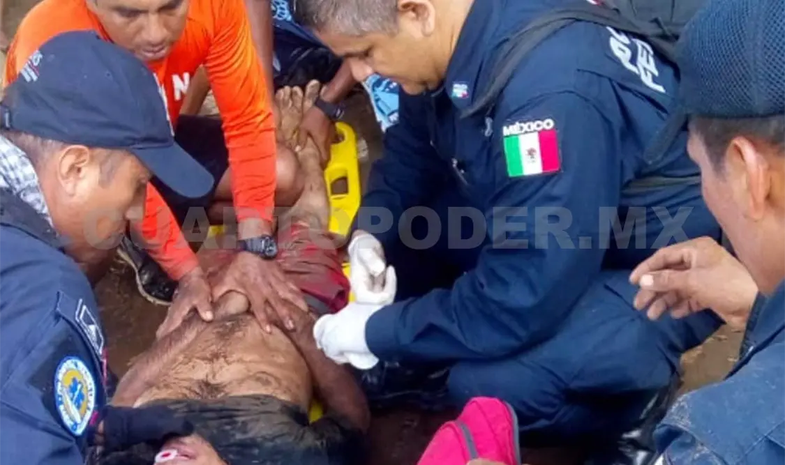 Rescatan a migrante del río Suchiate