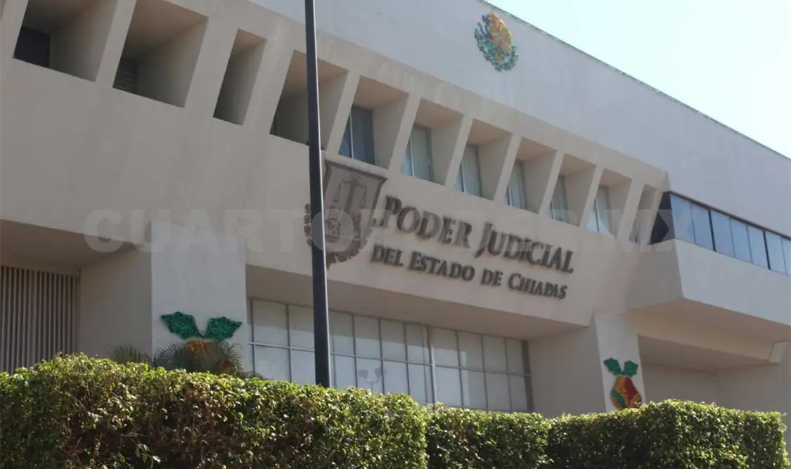 Suspenden a jueza que liberó a feminicida