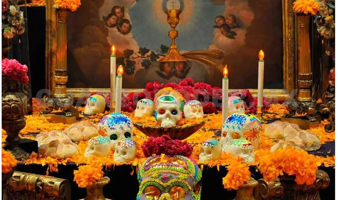 La obra expuesta es un homenaje especial a la muerte, la vida y la solidaridad que vivimos en México durante el terremoto del 19 de septiembre. Cortesía