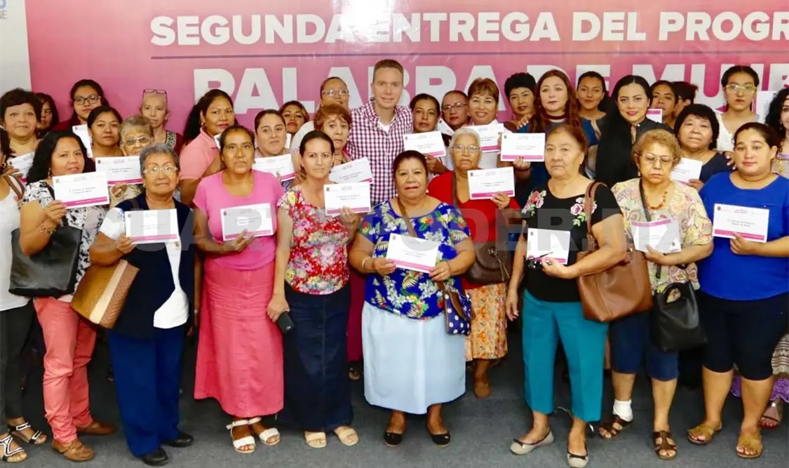 Priorizan programas en beneficio de mujeres