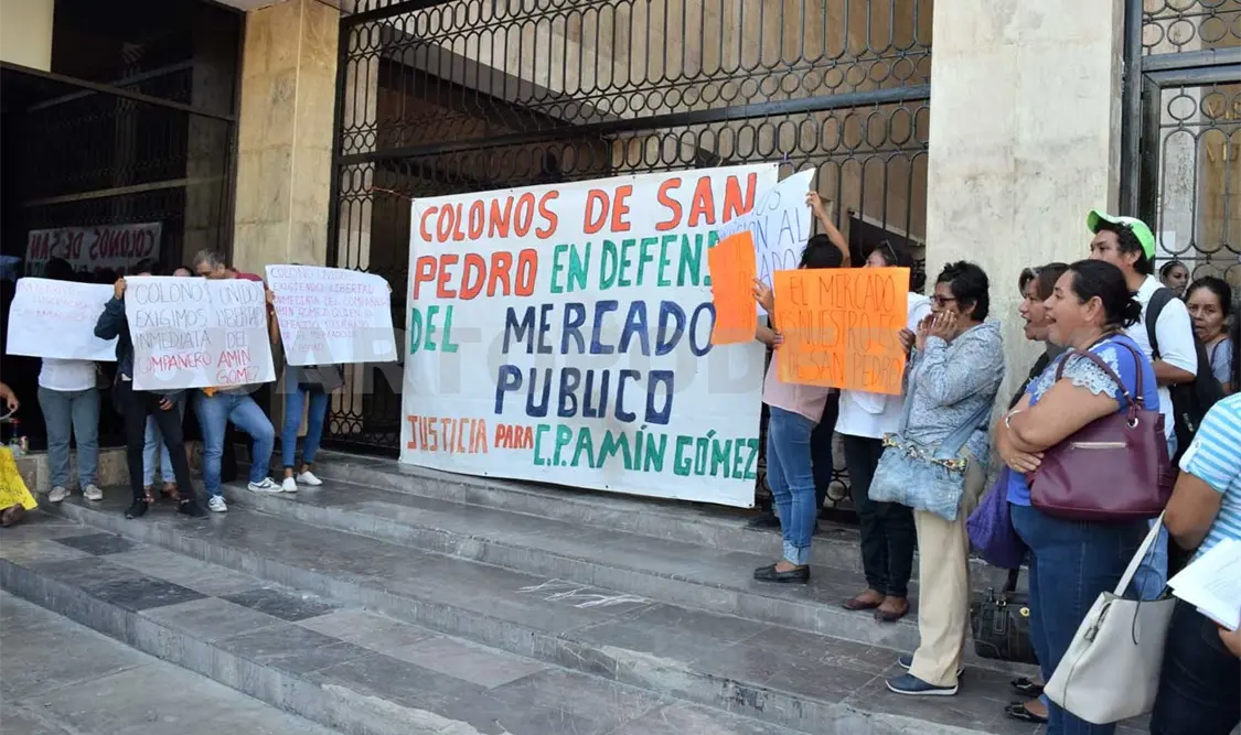 Exigen alto al acoso y libertad de un detenido