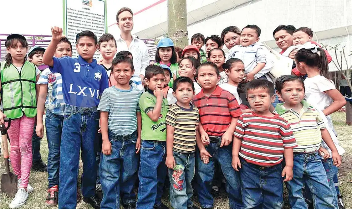 Como parte de las tradiciones alusivas al Día de Muertos, el Museo del Niño llevó a cabo el Concurso de Catrinas y Catrines. CP