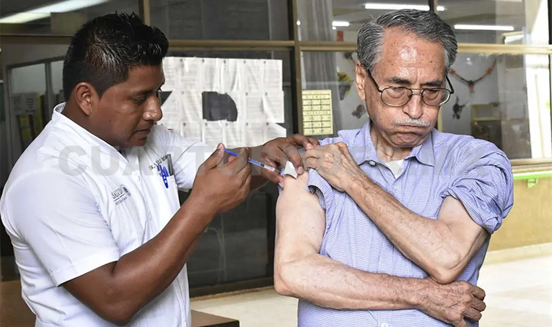 Avanza cobertura de vacunación contra influenza