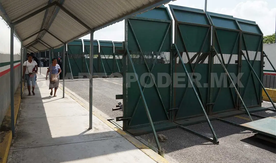 Reabren paso en puente internacional