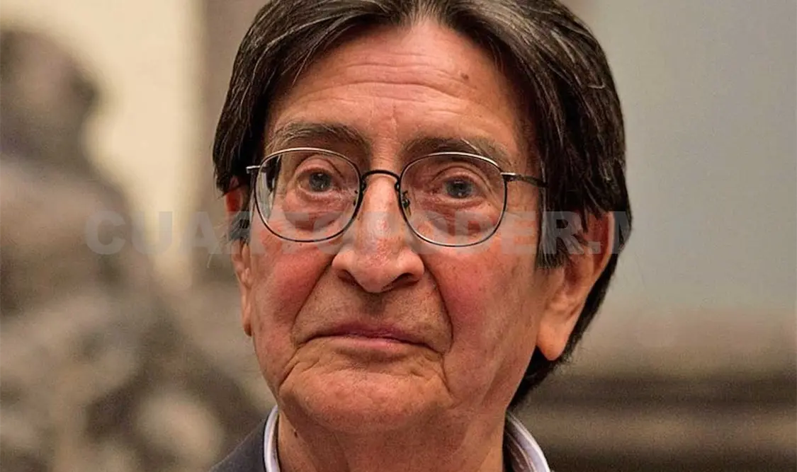 El poeta recibió el Premio Xavier Villaurrutia por su obra La Hojarasca. Cortesía