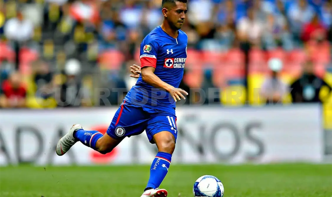 Cruz Azul, a defender su lugar ante Lobos