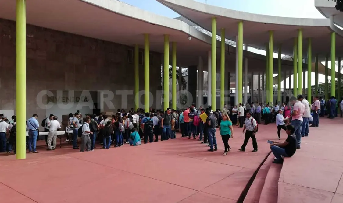 Entregan recurso a Escuelas de Tiempo Completo