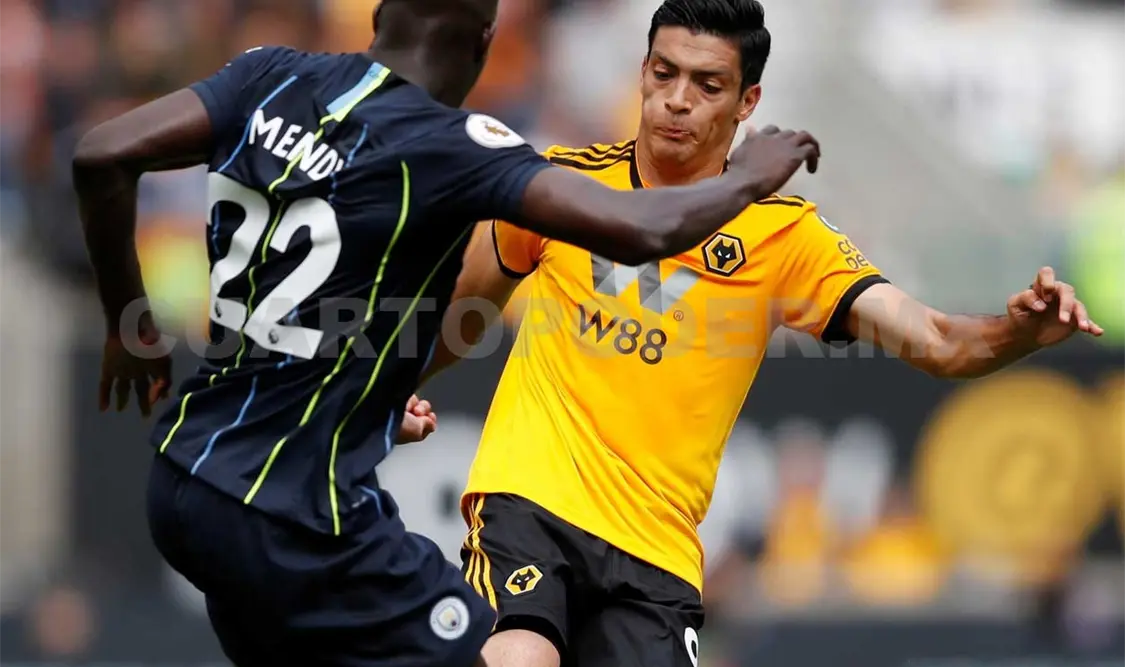 Raúl Jiménez hace historia con Wolverhampton
