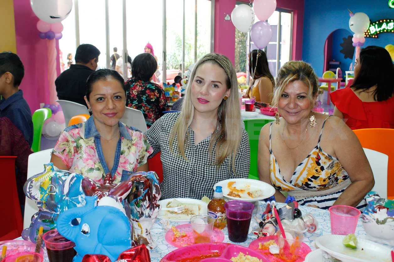 Una sensacional fiesta para Cecilia