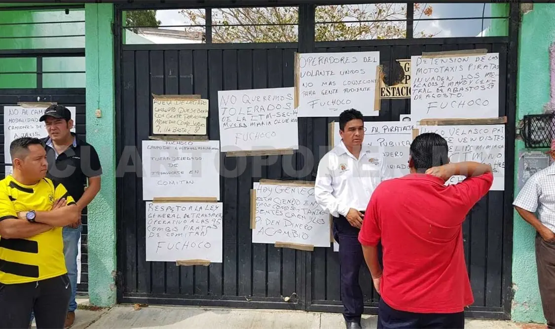 Transportistas toman delegación