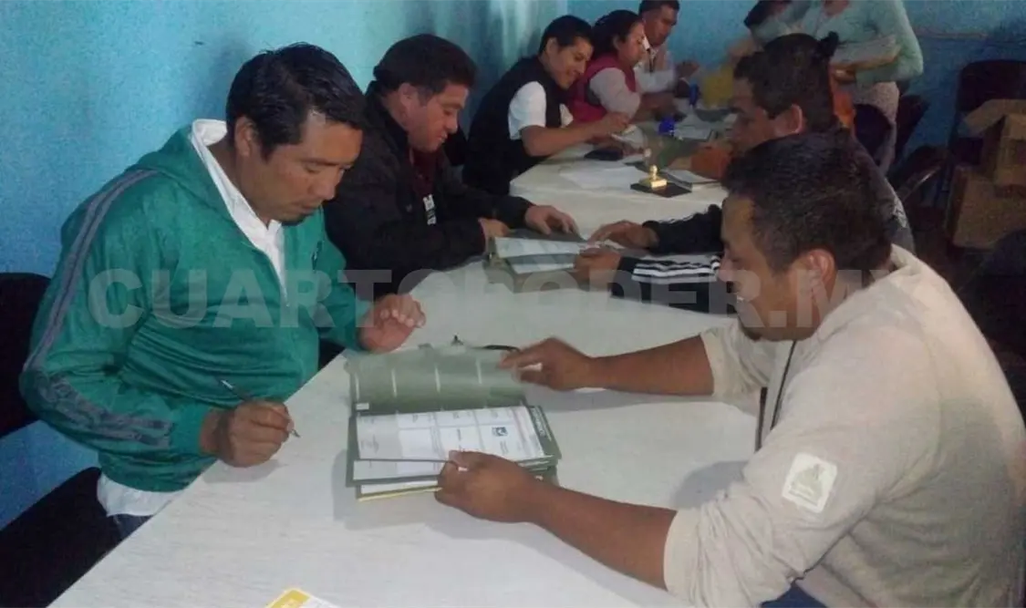 Realizan conteo de boletas para elección extraordinaria