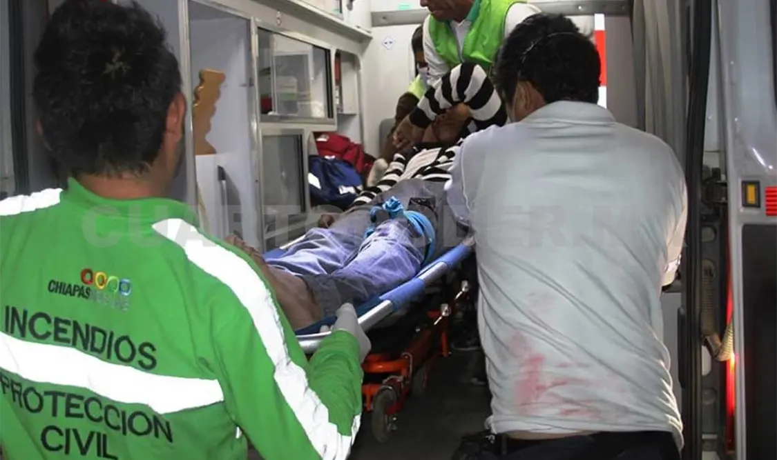 Motociclistas arriban a domicilio y balean a sujeto