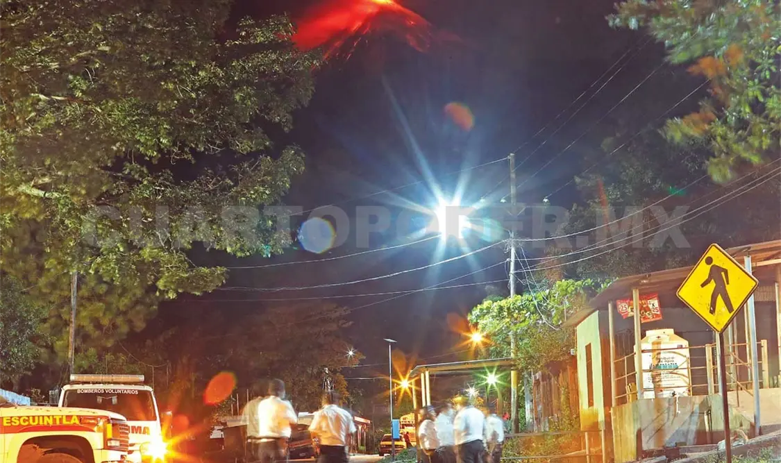 Quinta erupción de volcán afecta a más de 76 mil personas