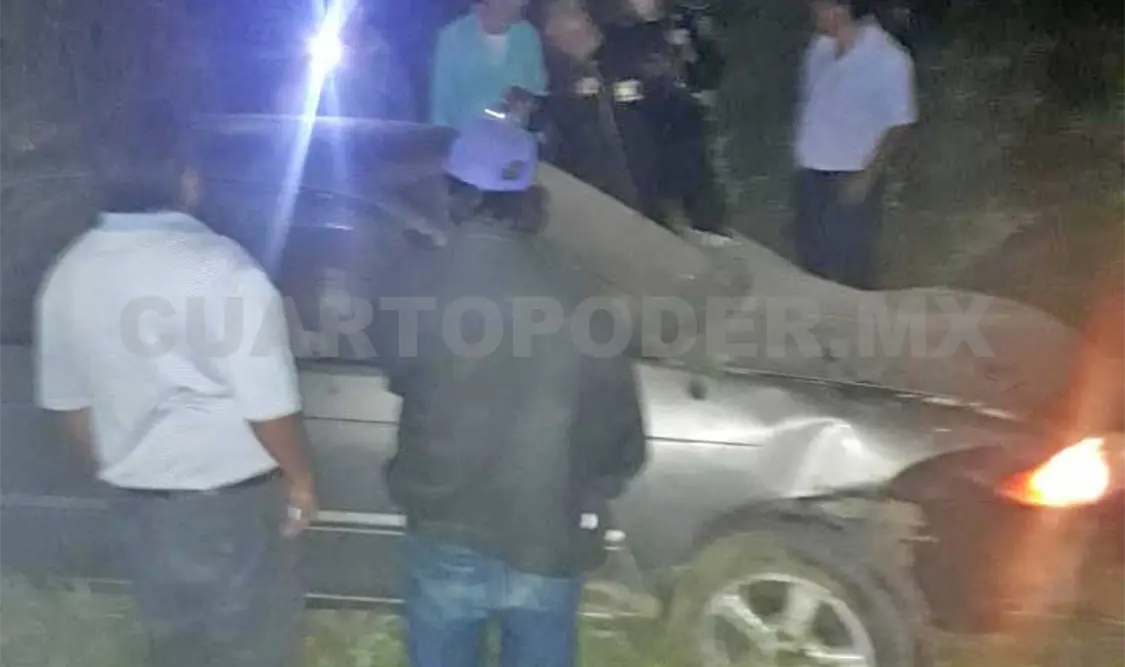 Aparatosa volcadura dejó a persona muerta