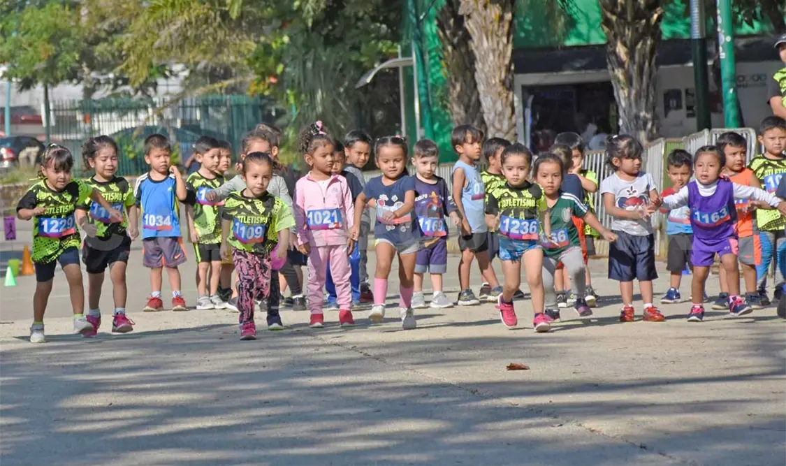 Celebraron carrera infantil Orgullo Chiapaneco
