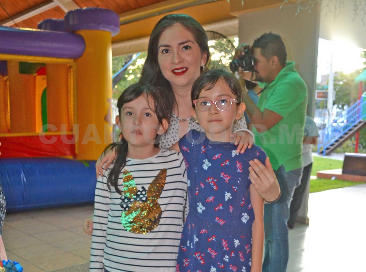Fiesta de hermanitos