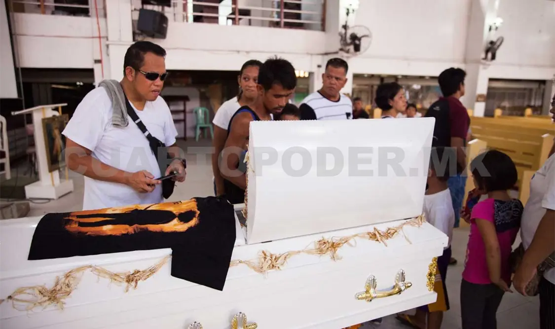 Una funeraria popular a la que todos recurren