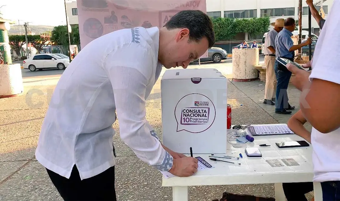 Vota Velasco en consulta Ciudadana