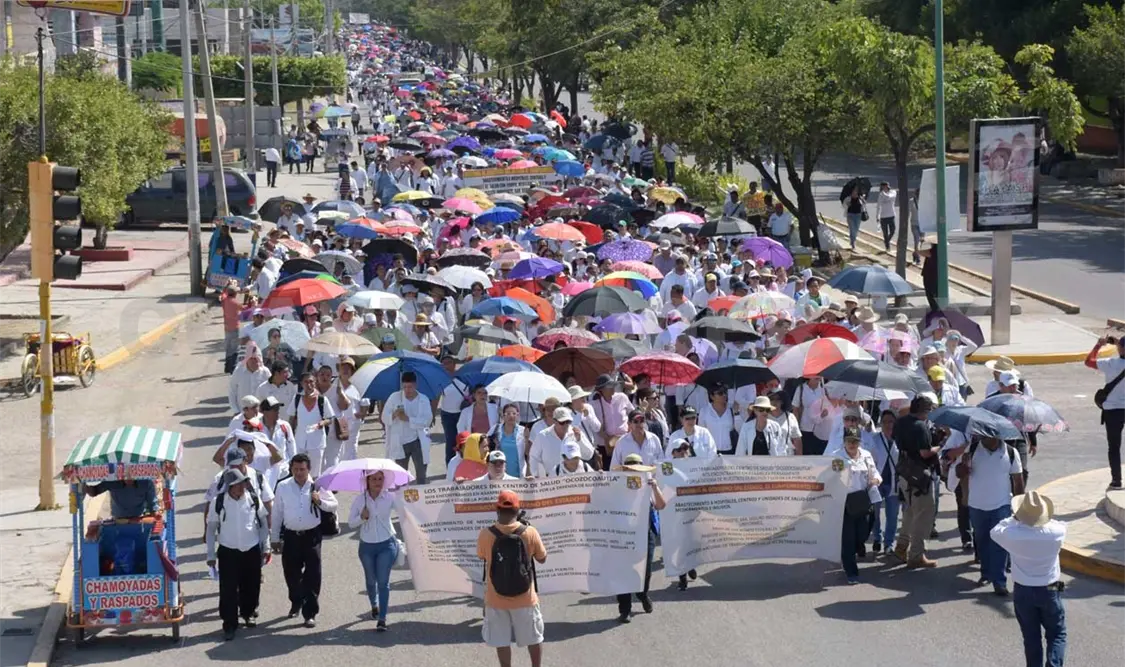 Manifestación multitudinaria “ahorca” a la capital