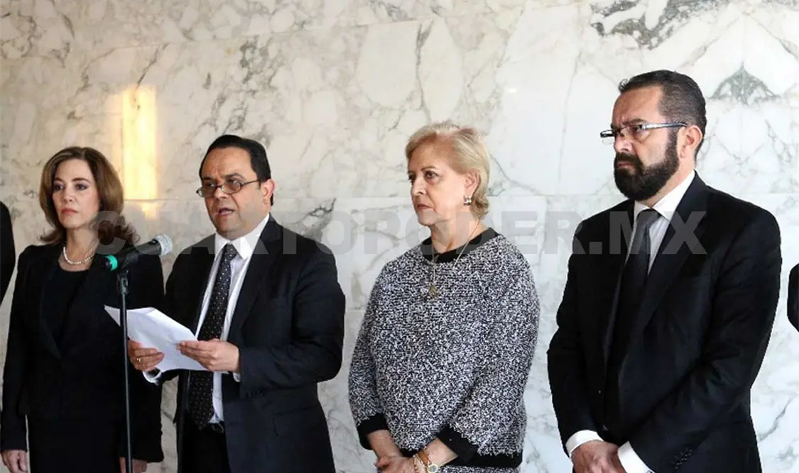 Comisionado Carlos Alberto Bonnin cayó de quinto piso: INAI