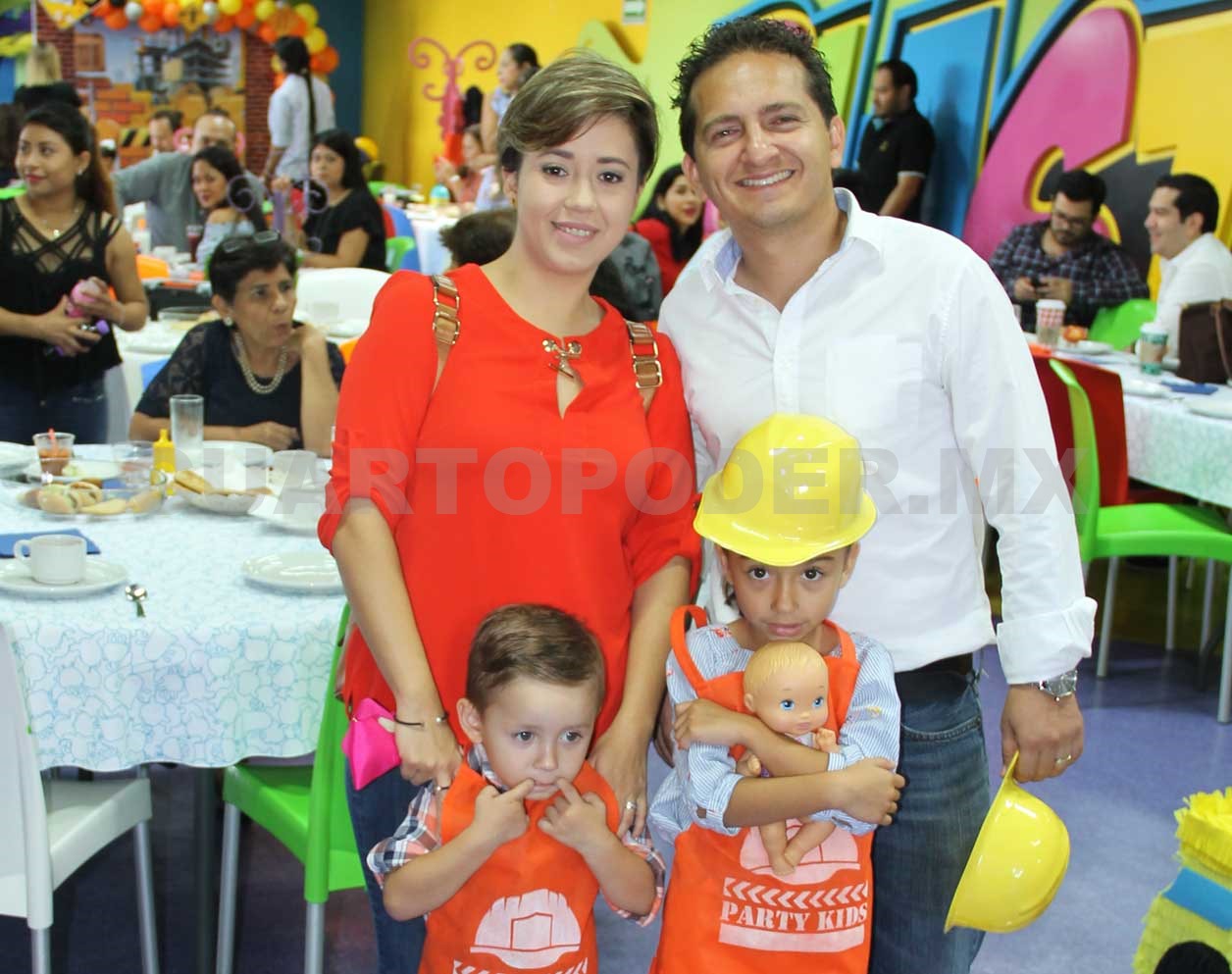 Construyeron una gran fiesta