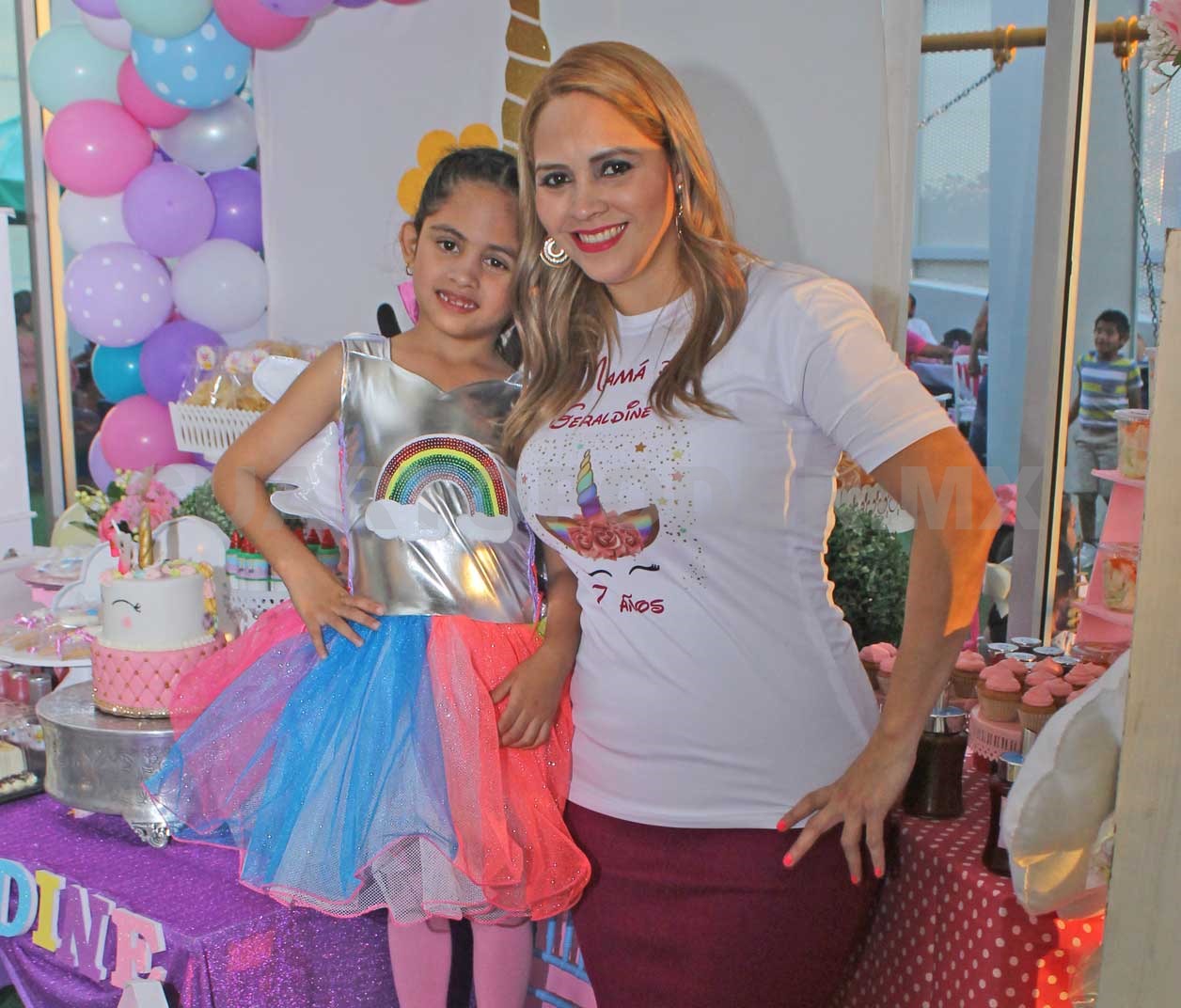Geraldine apagó 7 velitas