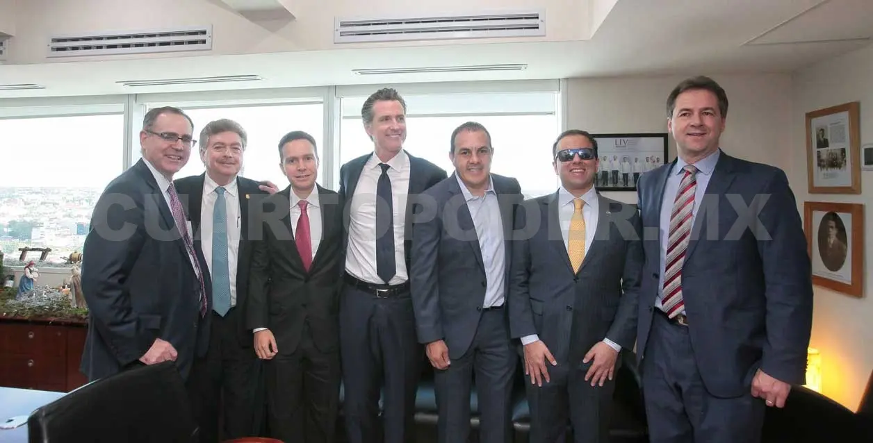 Encabeza MVC reunión entre gobernadores de México y EUA