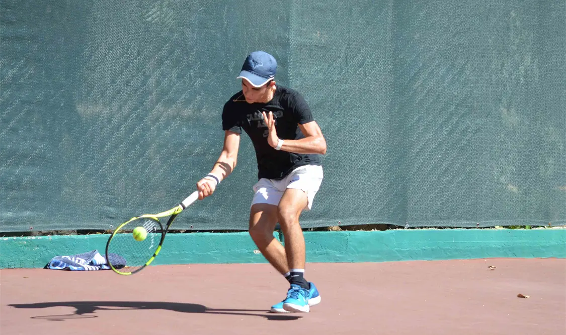 En la categoría A se jugará a dos de tres sets con ventaja y “tie break” en todos los sets. Antonio Zúñiga/CP