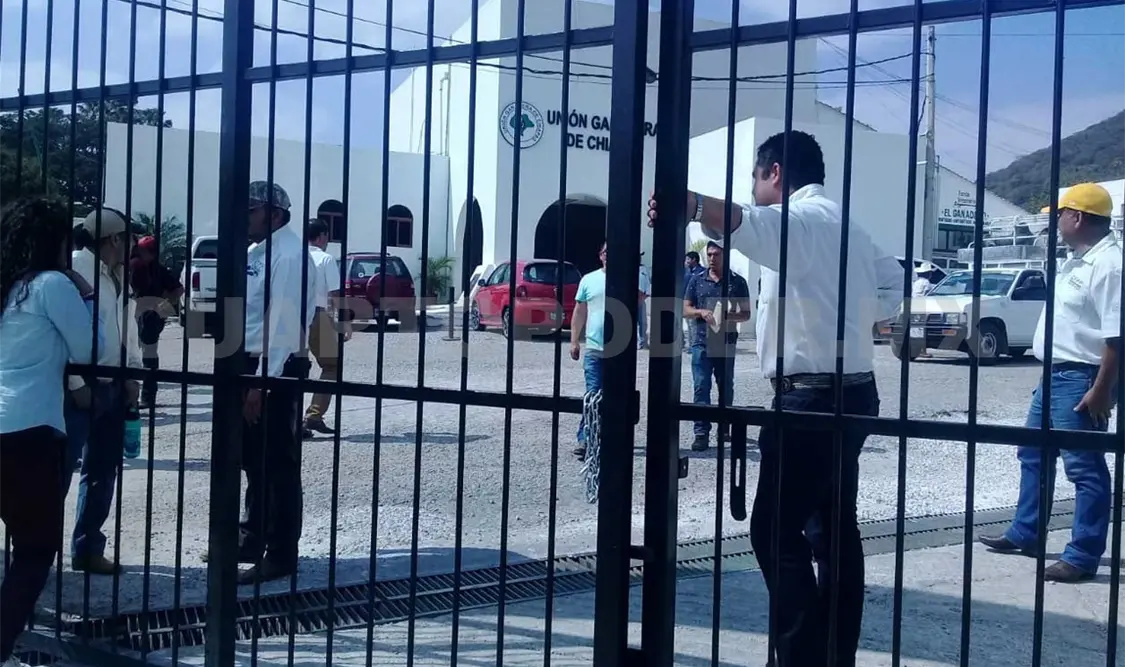 Sanidad animal en riesgo por falta de pagos, denuncian
