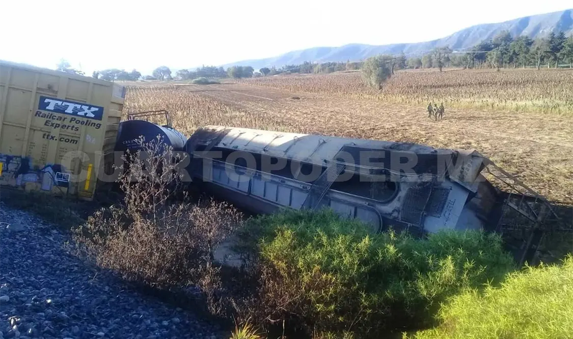 Descarrila tren por intento de robo de mercancía