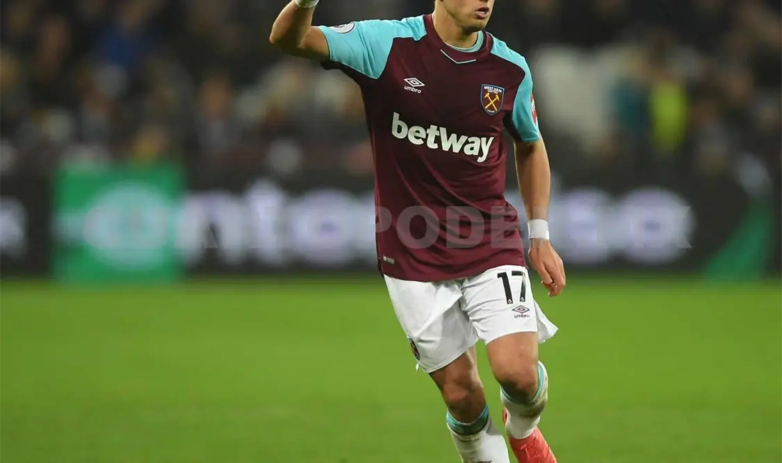 Jiménez y “Chicharito” meten gol en actividad