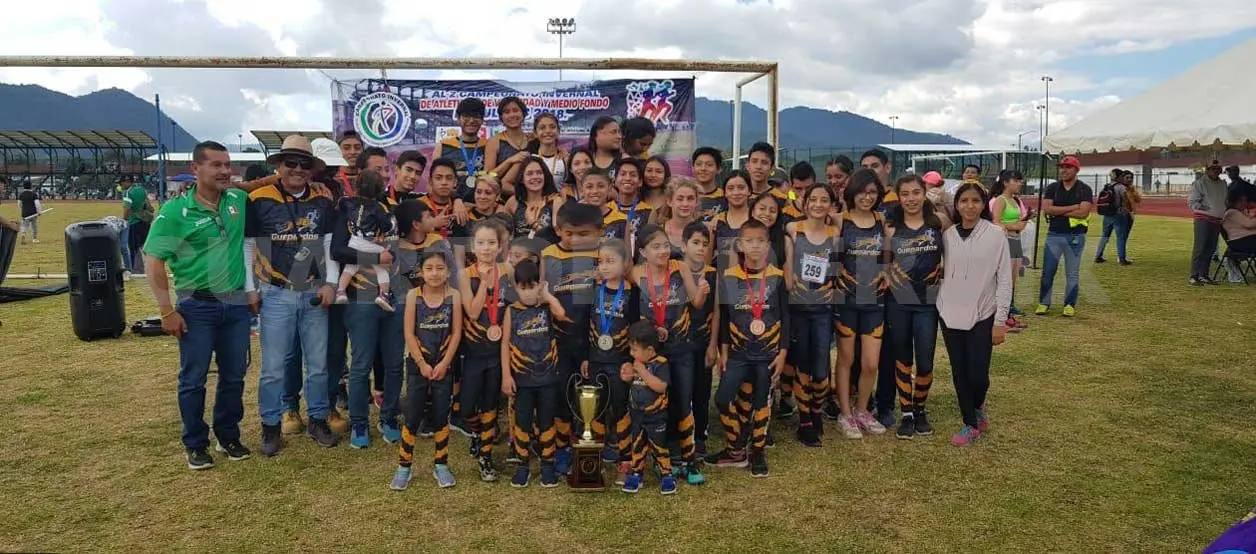 Club Guepardos gana copa del Invernal de Atletismo 2018