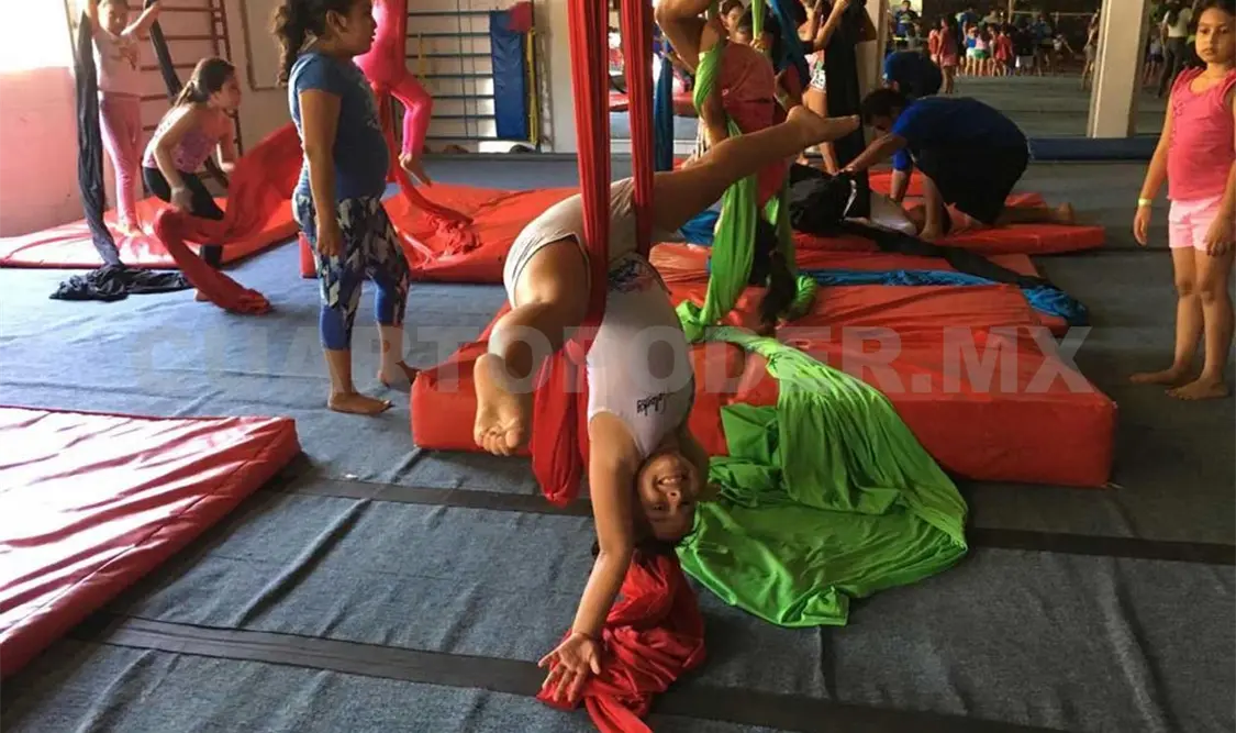 Wolosky se prepara para Festival Navideño