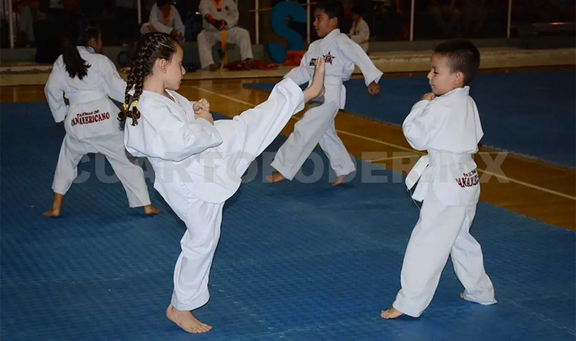 Atletas de Panamericano cambian de cinta en examen